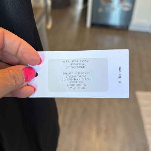 NWT Ali & Jay Women's Women Midi Long Sleeve Crepe Dress. Size Small - Picture 6 of 8